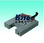 斷絲檢測器主要應用在紡織化纖行業的自動控制中